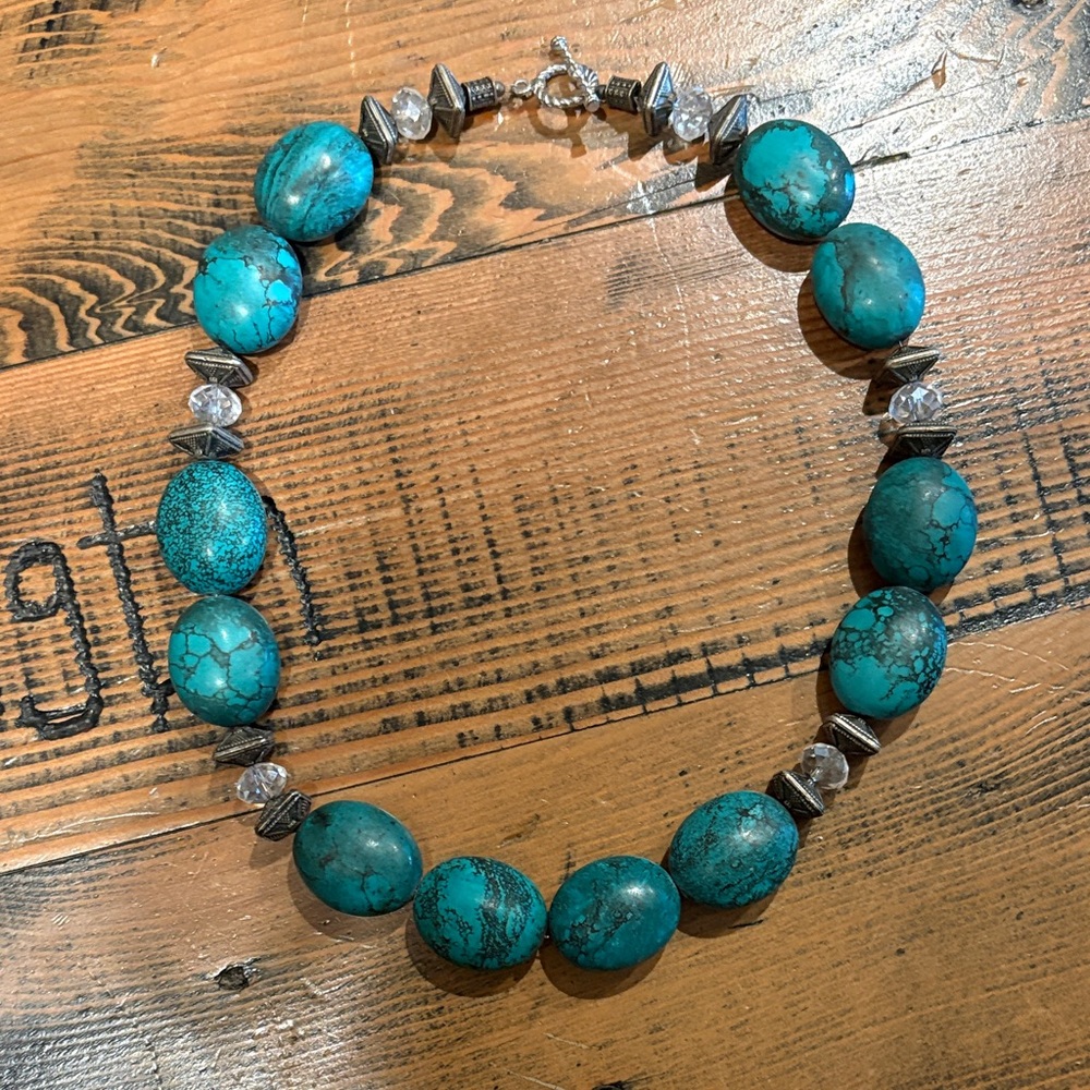 Turquoise Beaded Necklace